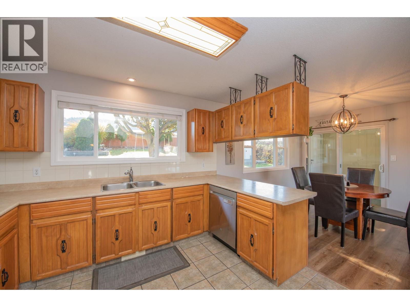 7126 Longacre Drive - 19