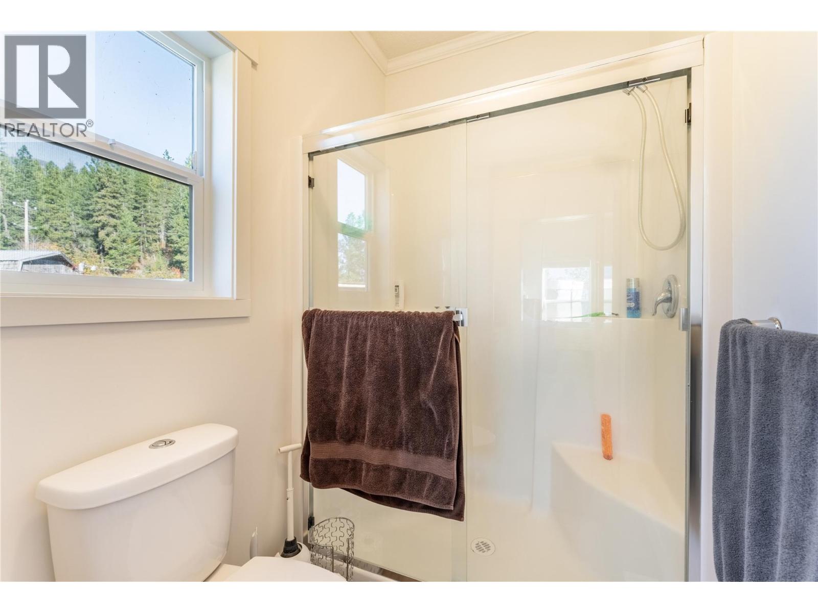 8732 3A Highway, Sirdar - Image 1