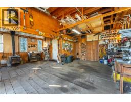 8732 3a Highway, Sirdar, BC V0B2N1 Photo 40