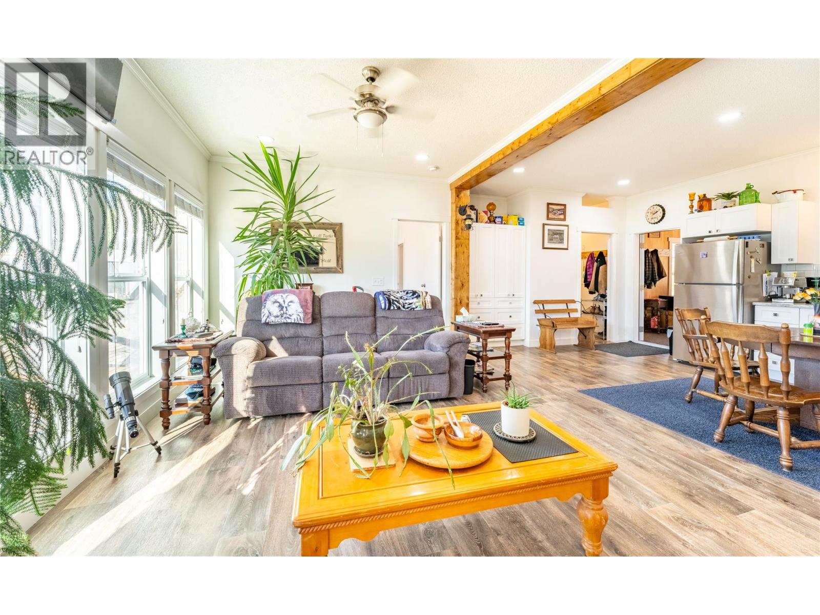 8732 3A Highway, Sirdar - Image 1