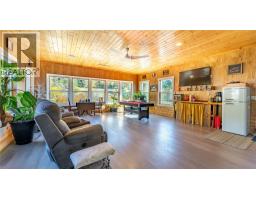 8732 3a Highway, Sirdar, BC V0B2N1 Photo 22