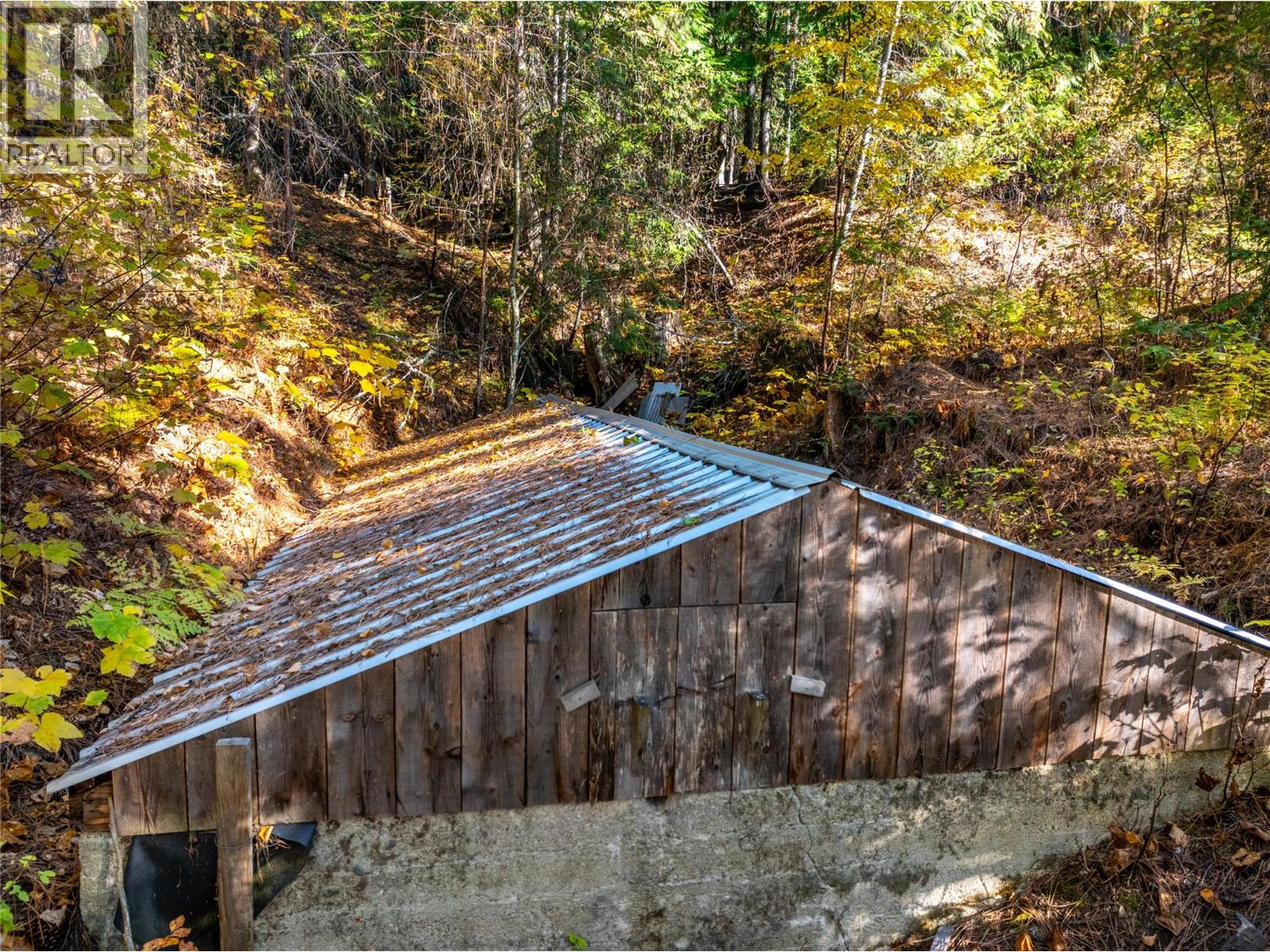8732 3A Highway, Sirdar - Image 1