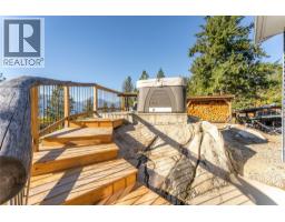 8732 3a Highway, Sirdar, BC V0B2N1 Photo 24