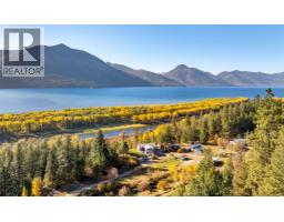 8732 3a Highway, Sirdar, BC V0B2N1 Photo 59