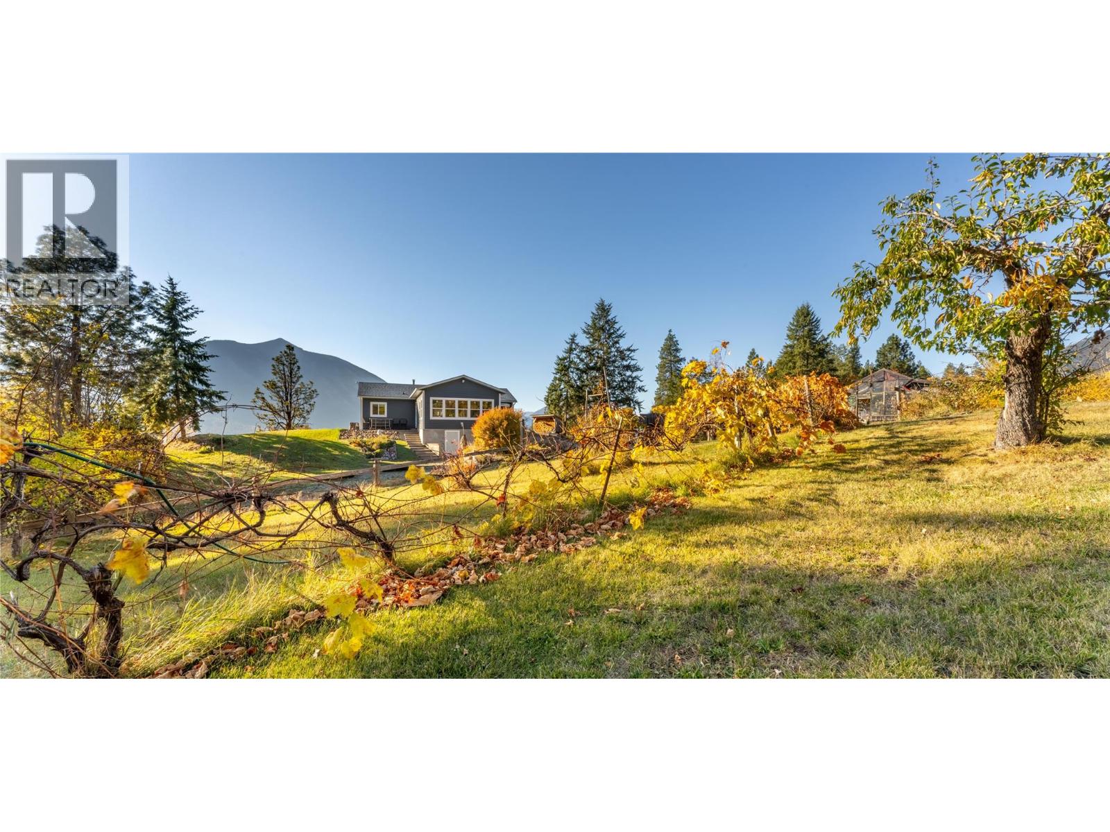 8732 3A Highway, Sirdar - Image 1