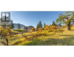 8732 3a Highway, Sirdar, BC V0B2N1 Photo 76