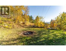 8732 3a Highway, Sirdar, BC V0B2N1 Photo 78