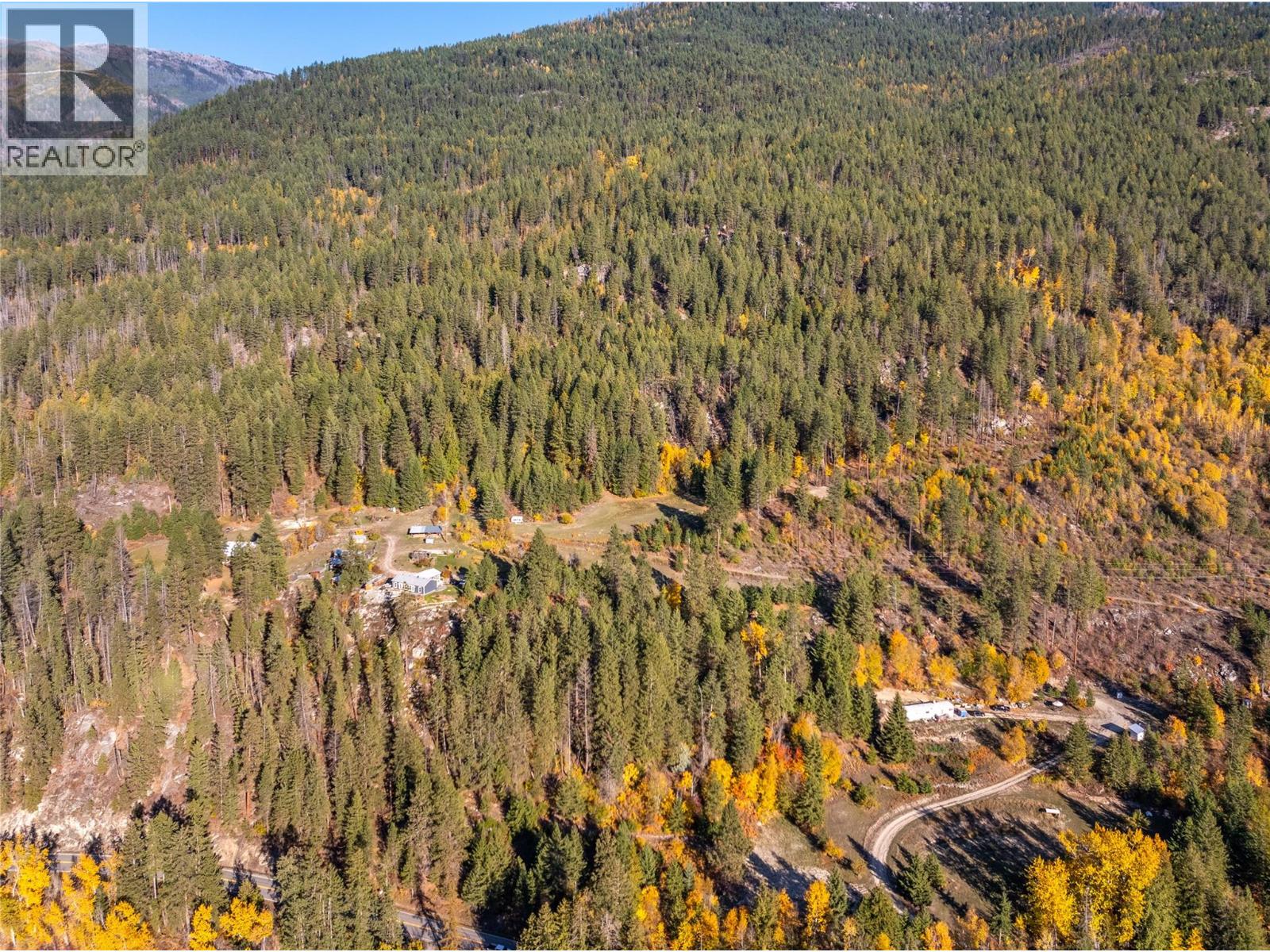 8732 3A Highway, Sirdar - Image 1