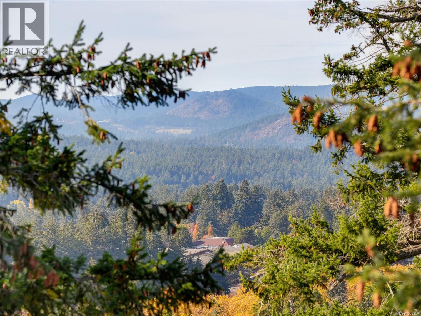 12 934 Boulderwood Rise, Saanich