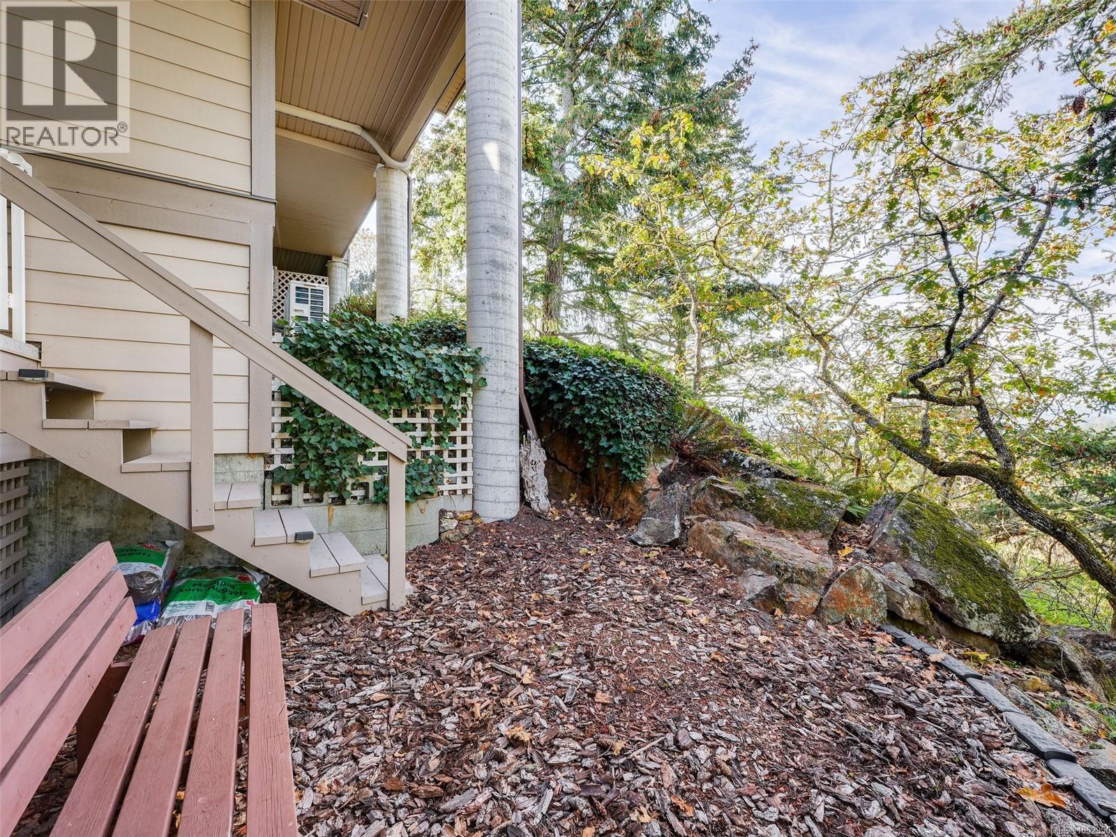12 934 Boulderwood Rise, Saanich