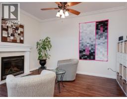 Ensuite - 12 934 Boulderwood Rise, Saanich, BC V8Y3H5 Photo 10