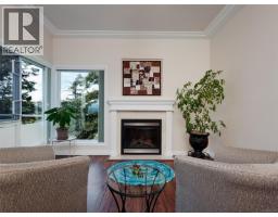 Bathroom - 12 934 Boulderwood Rise, Saanich, BC V8Y3H5 Photo 11