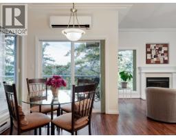 Family room - 12 934 Boulderwood Rise, Saanich, BC V8Y3H5 Photo 9