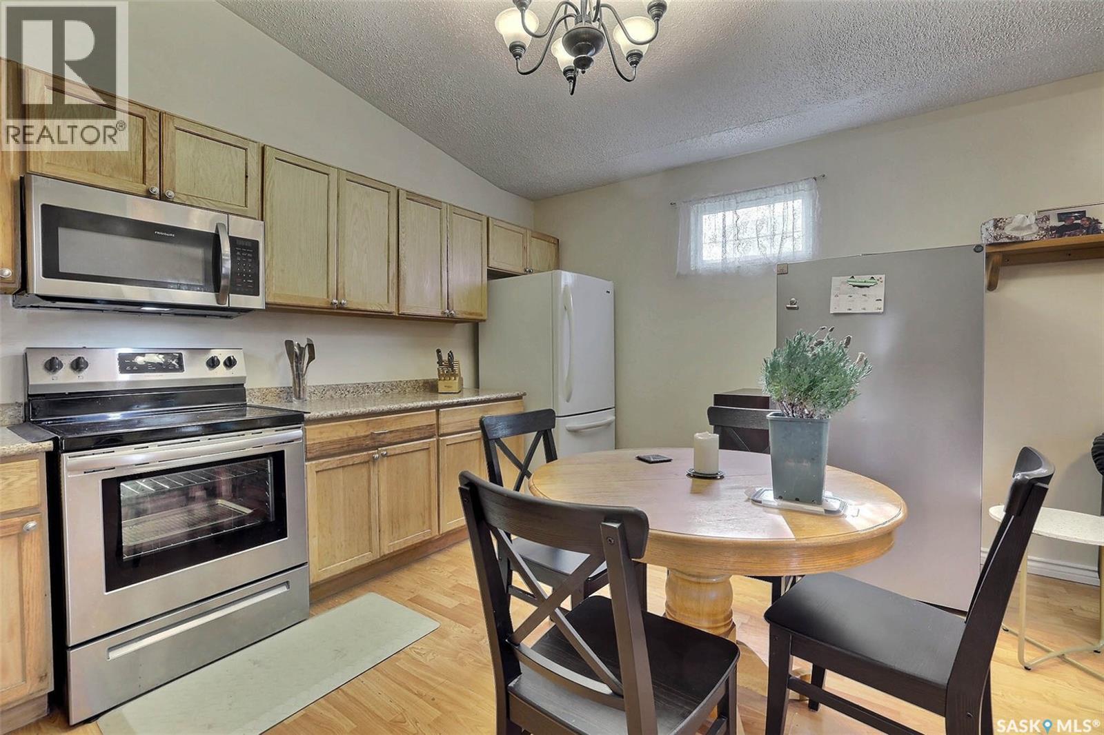 827 15th AVENUE, Regina — photo 5