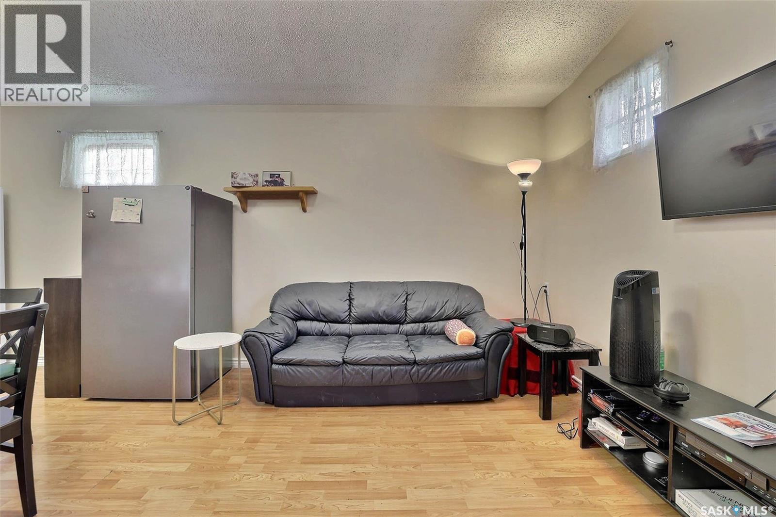 827 15th AVENUE, Regina — photo 9