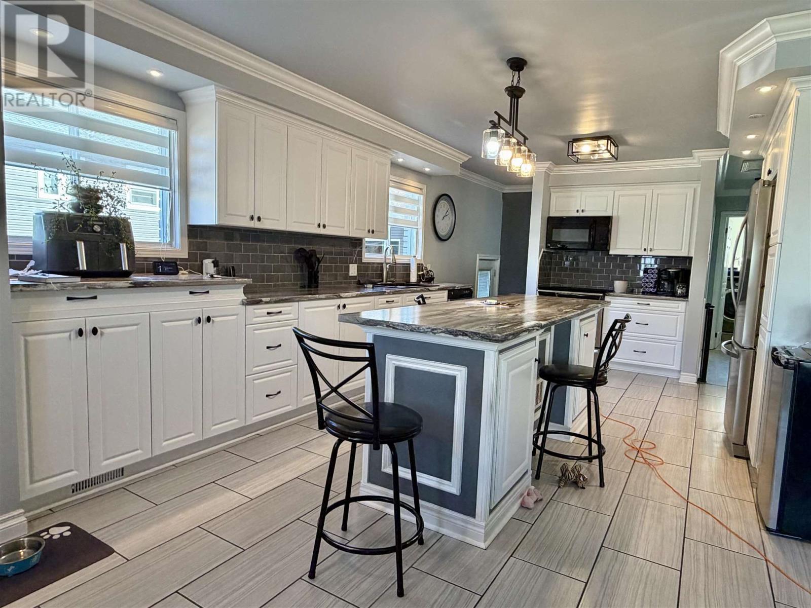 31 Ferguson RD, Elliot Lake — photo 4