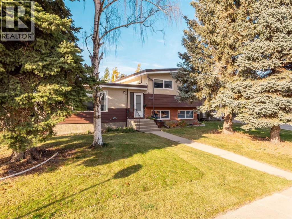 1216 Lakewood Road S, Lethbridge — photo 2