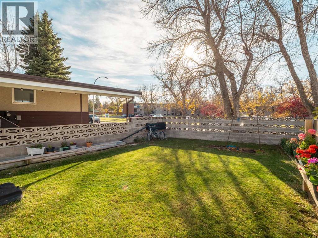 1216 Lakewood Road S, Lethbridge — photo 33