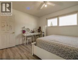 1216 Lakewood Road S, Lethbridge, AB T1K3E1 Photo 15