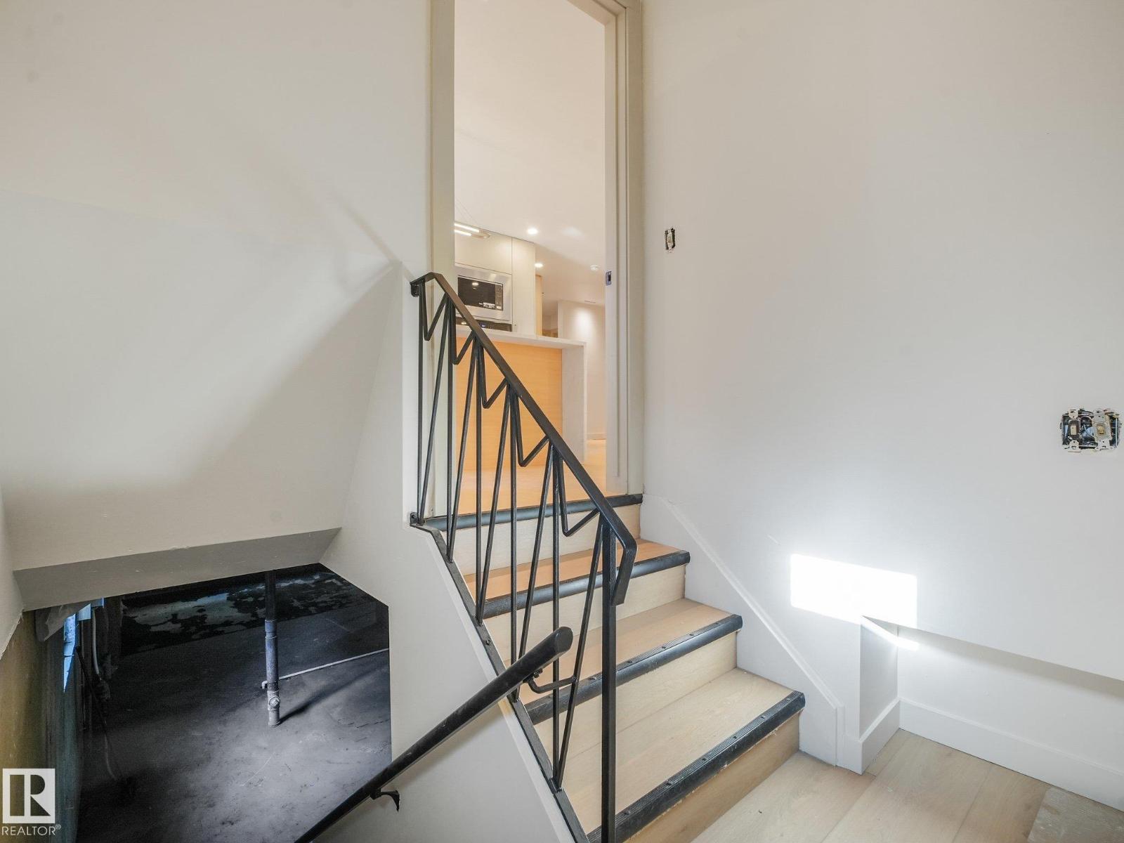 1036 Moyer Drive, photo 42