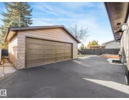 1036 Moyer Dr, Sherwood Park, AB T8A1E6 Photo 12