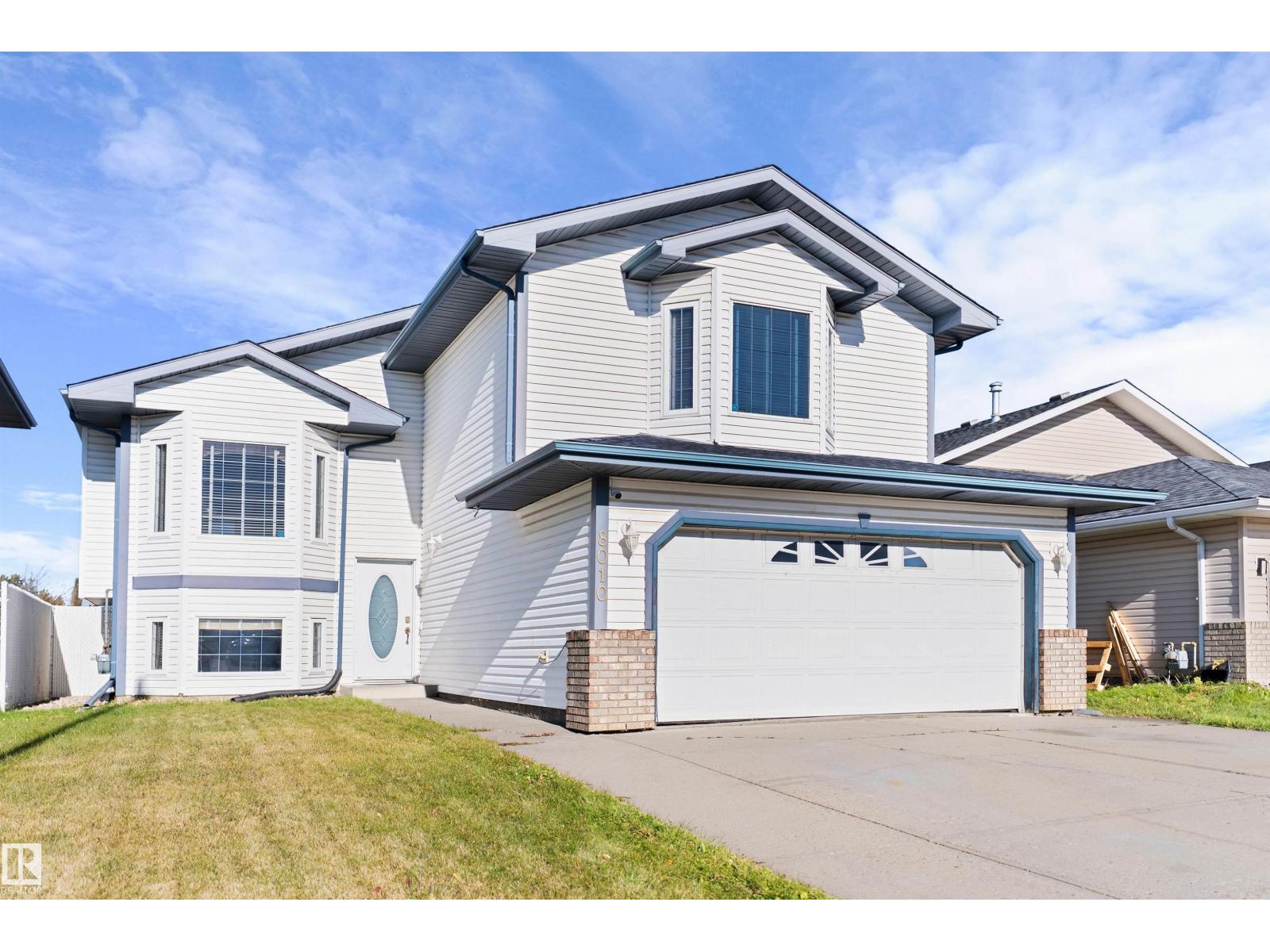 Photo of 8010 166A AV NW, Edmonton
