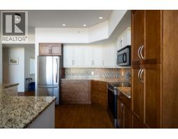 5pc Ensuite bath - 850 Saucier Avenue Unit# 414, Kelowna, BC V1Y6A3 Photo 6