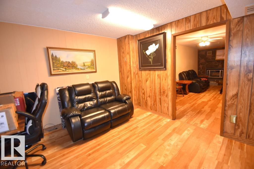 5302 Willow DR S, Boyle — photo 16