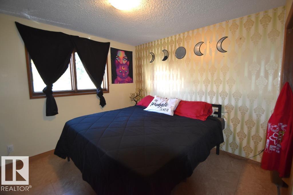 5302 Willow DR S, Boyle — photo 8