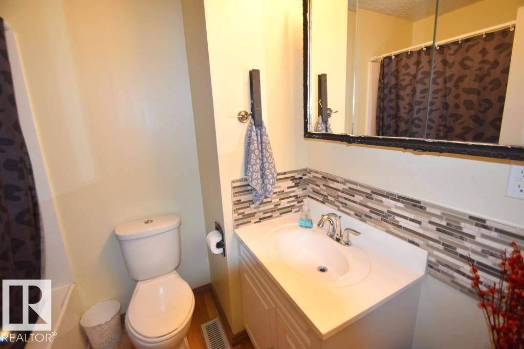 5302 Willow DR S, Boyle — photo 11