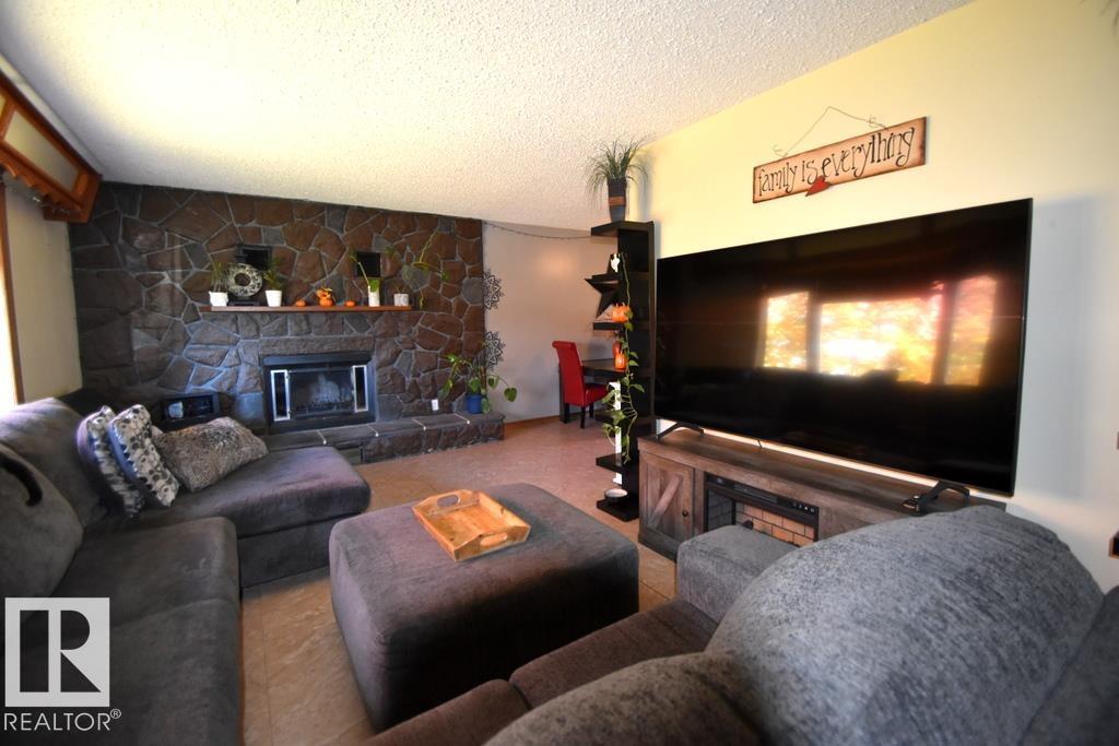 5302 Willow DR S, Boyle — photo 6