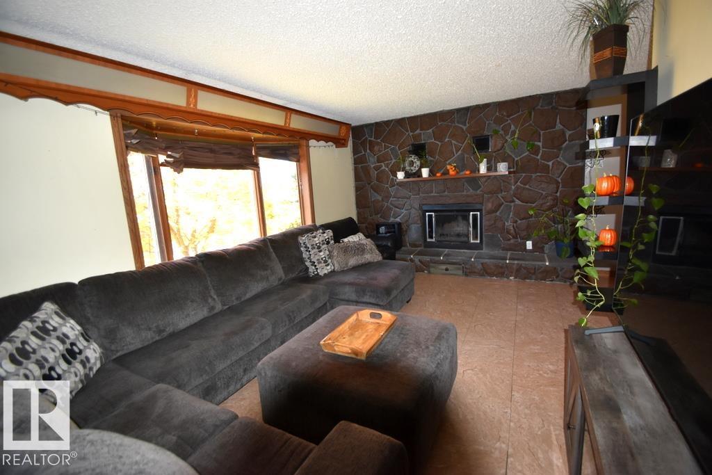 5302 Willow DR S, Boyle — photo 7