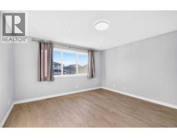 4pc Bathroom - 10 Travis Close, Red Deer, AB T4P0W5 Photo 11