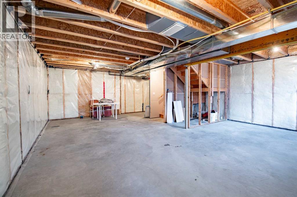 10 Travis Close, Red Deer — photo 19