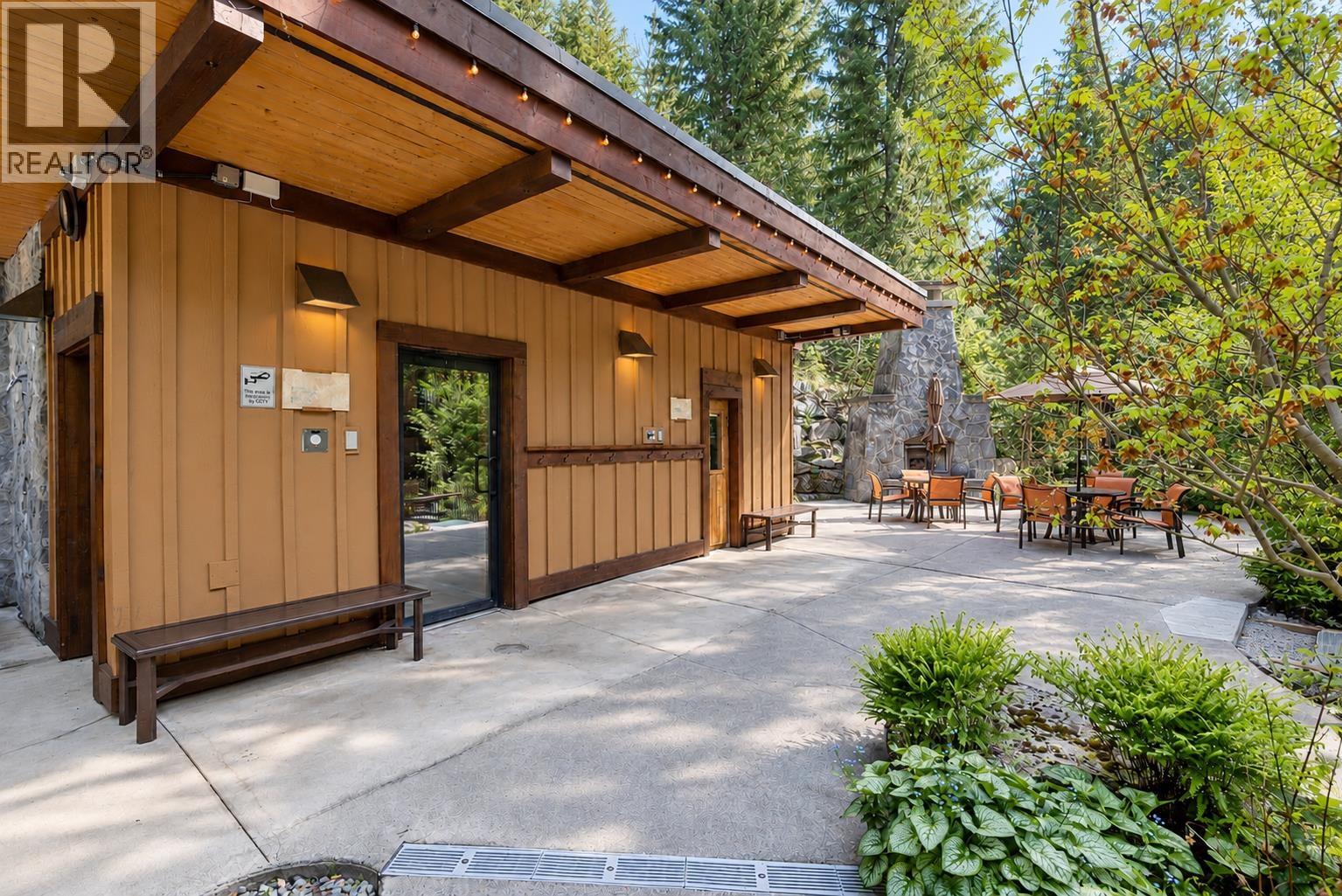 404A 2020 LONDON LANE, Whistler - Image 1