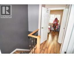 100 Coach Manor Rise Sw, Calgary, AB T3H1E2 Photo 16