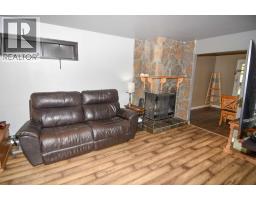 4pc Bathroom - 100 Coach Manor Rise Sw, Calgary, AB T3H1E2 Photo 8