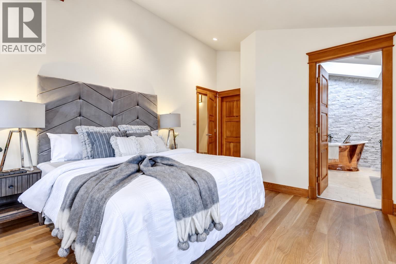 8348 MOUNTAIN VIEW DRIVE, Whistler - Image 1