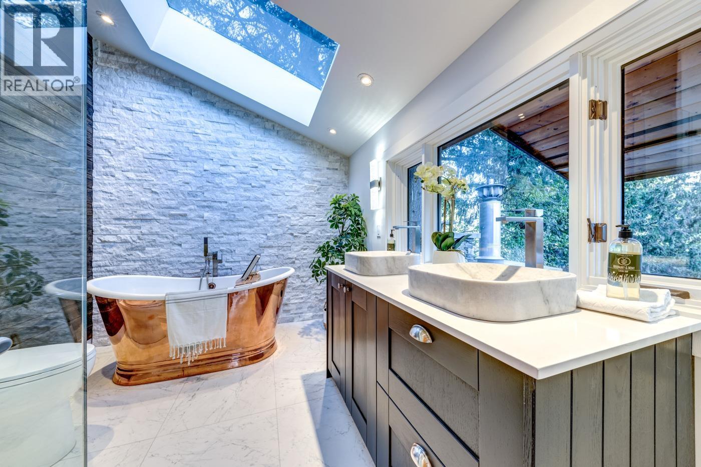 8348 MOUNTAIN VIEW DRIVE, Whistler - Image 1