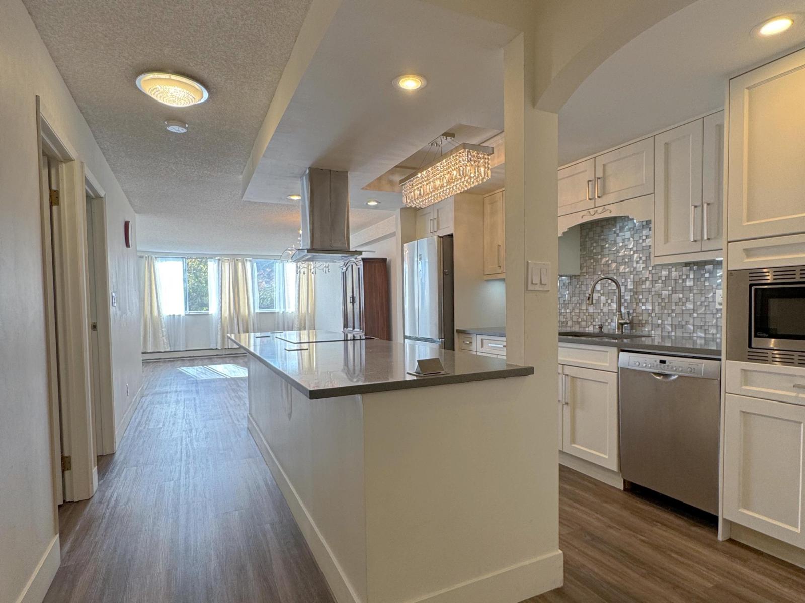102 11881 88 AVENUE, Delta - Image 1