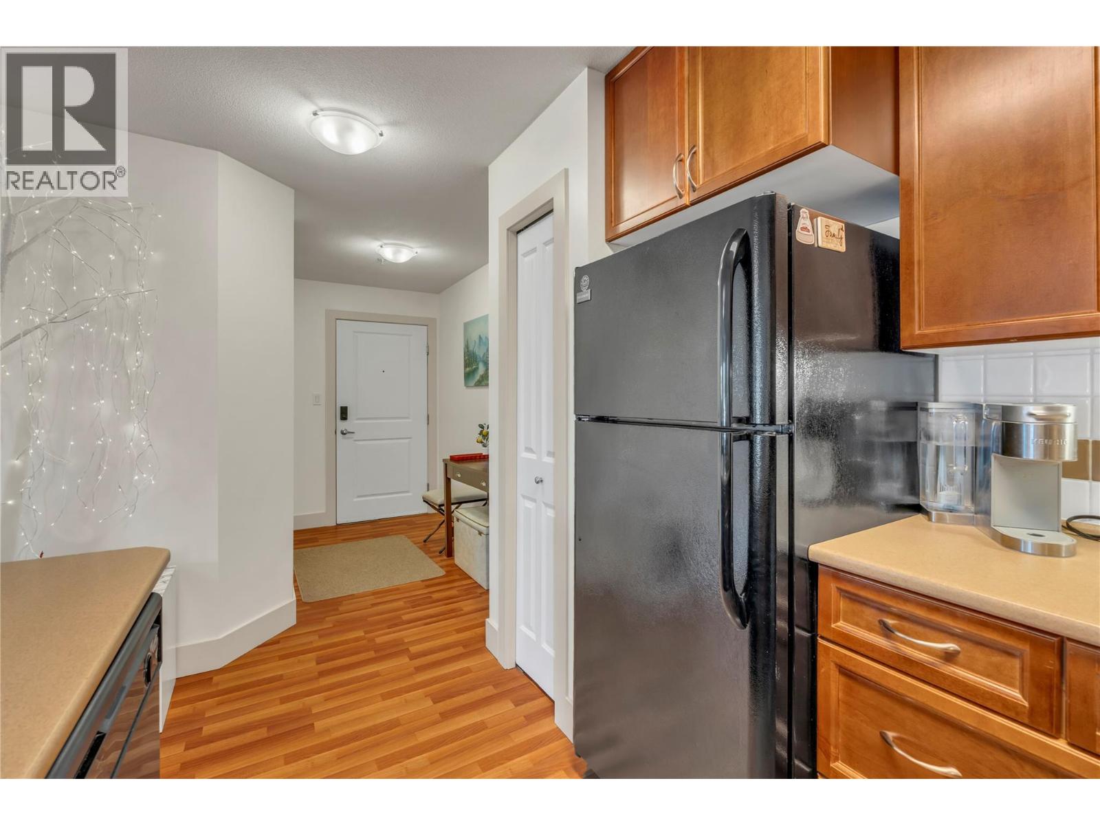 #312 256 Hastings Avenue - 7