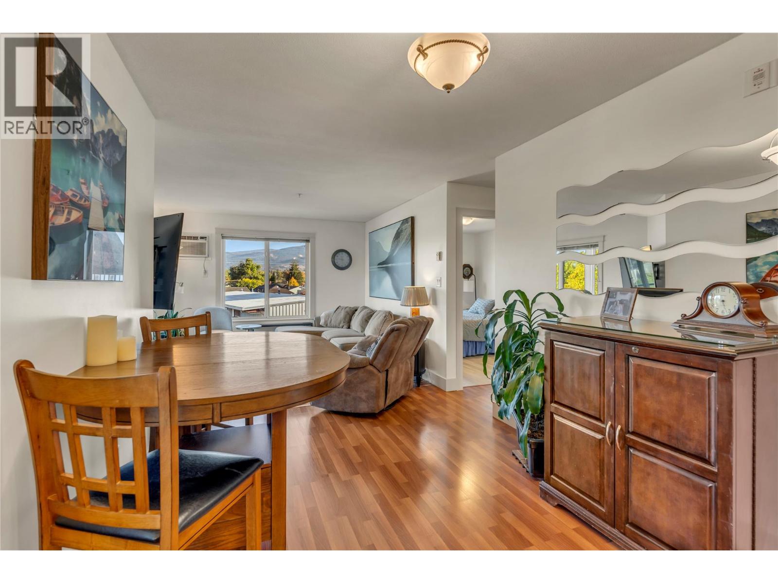 #312 256 Hastings Avenue - 10
