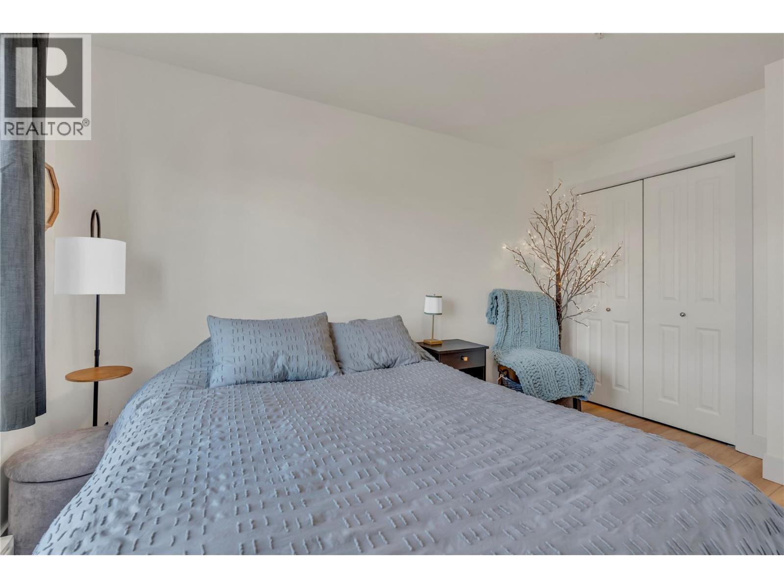 #312 256 Hastings Avenue - 23
