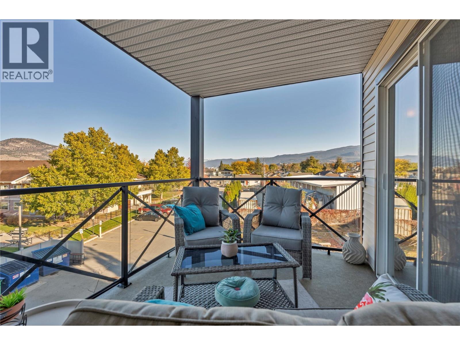 #312 256 Hastings Avenue - 27