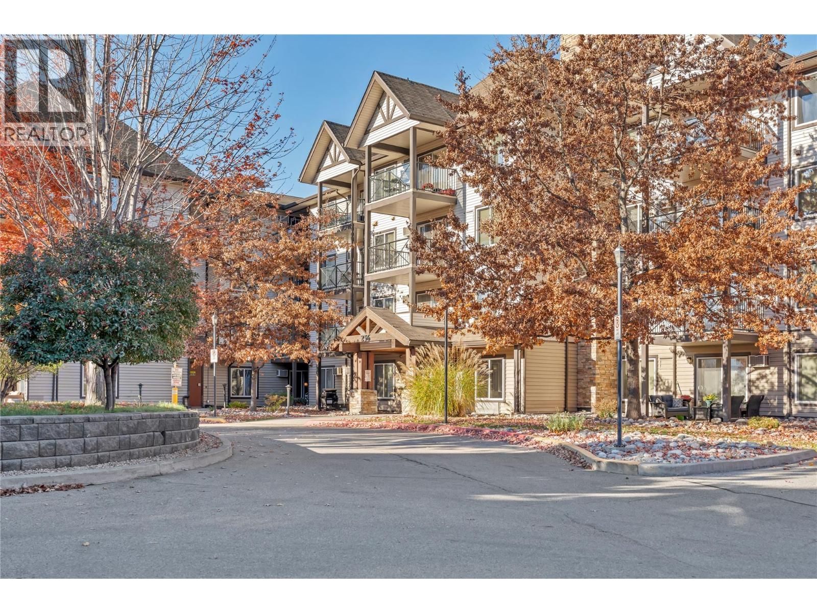 #312 256 Hastings Avenue - 37