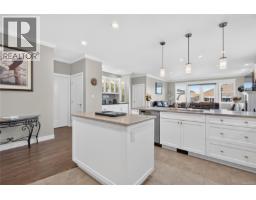 Kitchen - 18 2000 Treelane Rd, Campbell River, BC V9W0E1 Photo 9