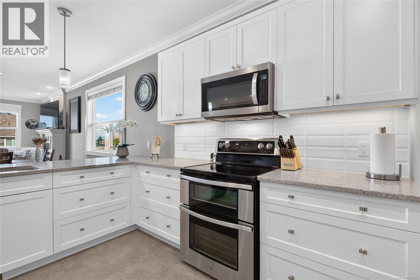 18 2000 Treelane Rd, Campbell River - Image 1