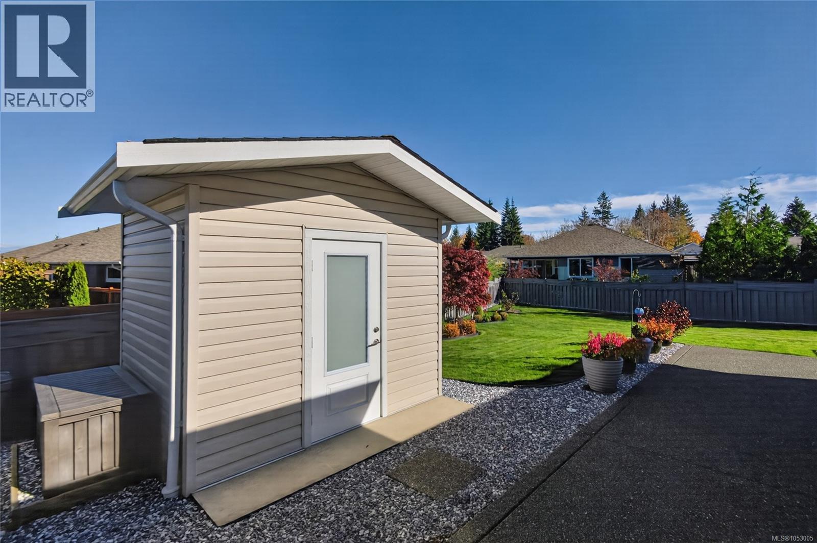 18 2000 Treelane Rd, Campbell River - Image 1