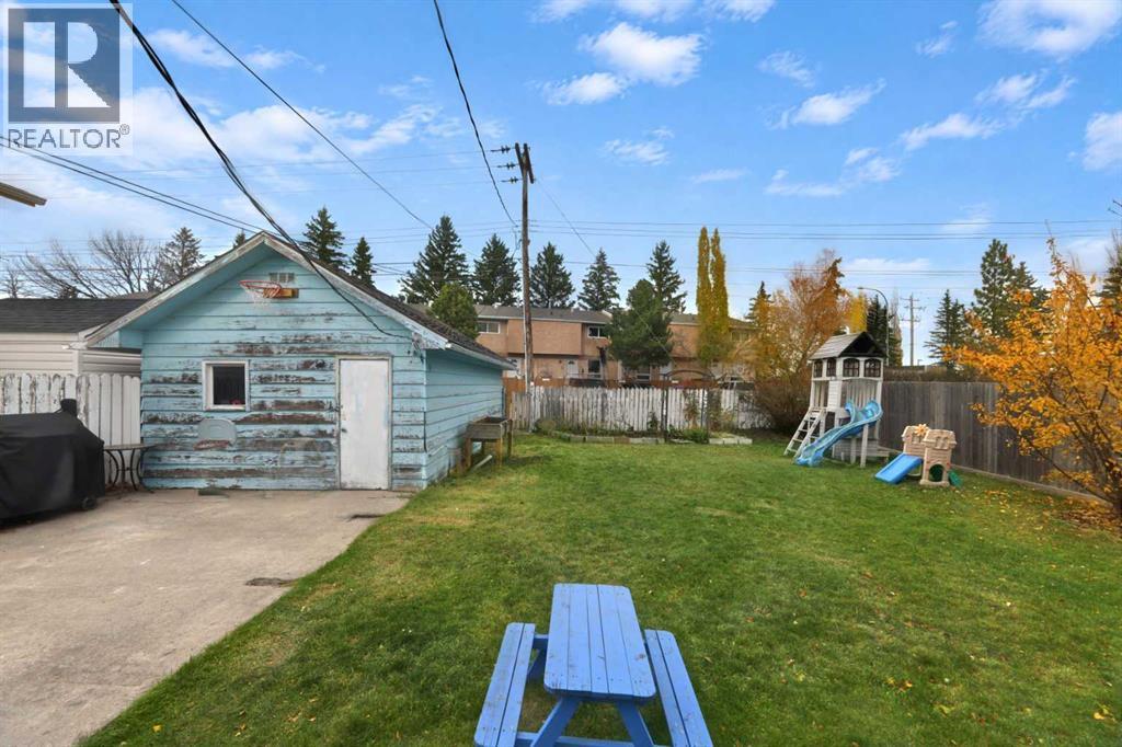 4610 47 Street, Olds — photo 27