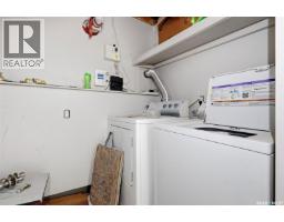 434 Halifax Street, Regina, SK S4R1T3 Photo 28